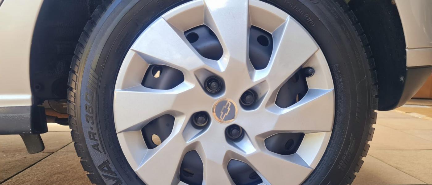 GM/ONIX LT 1.4